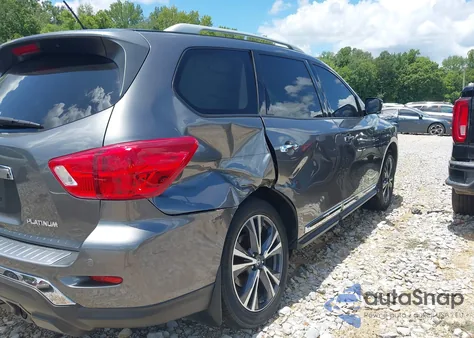 2018 Nissan Pathfinder Platinum z USA, uszkodzony, nr VIN 5N1DR2MN0JC626023